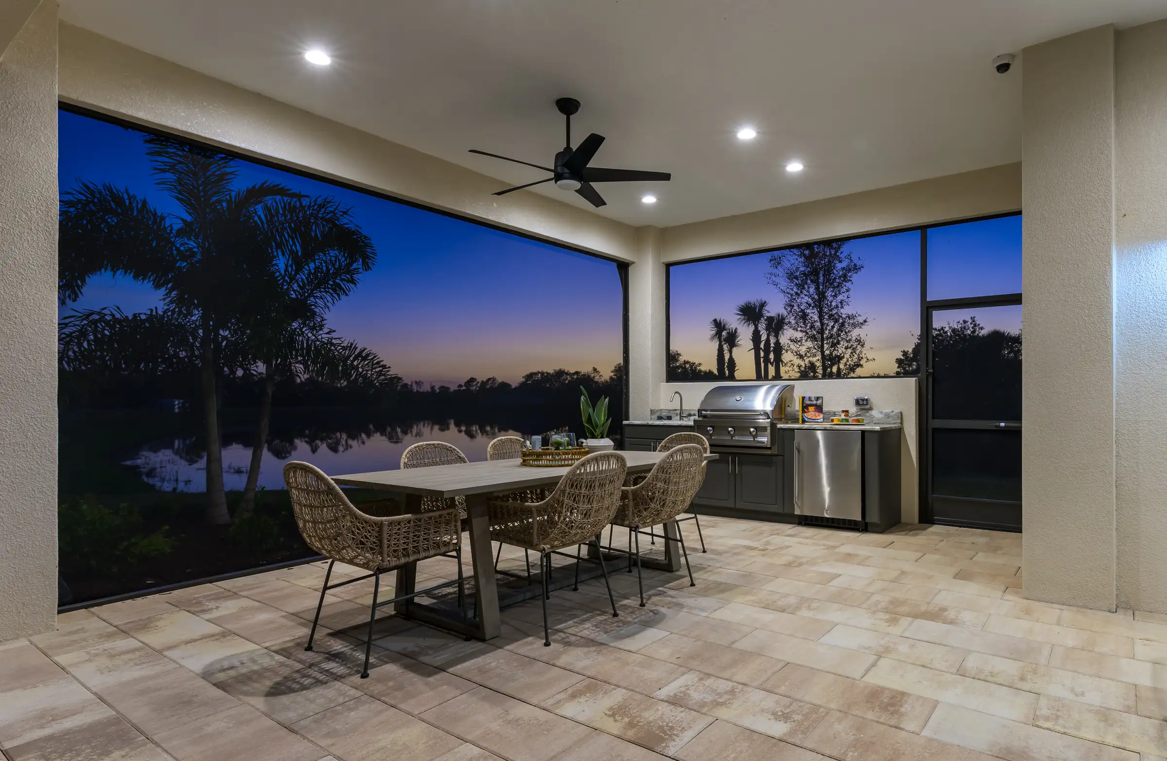 outdoor kitchen