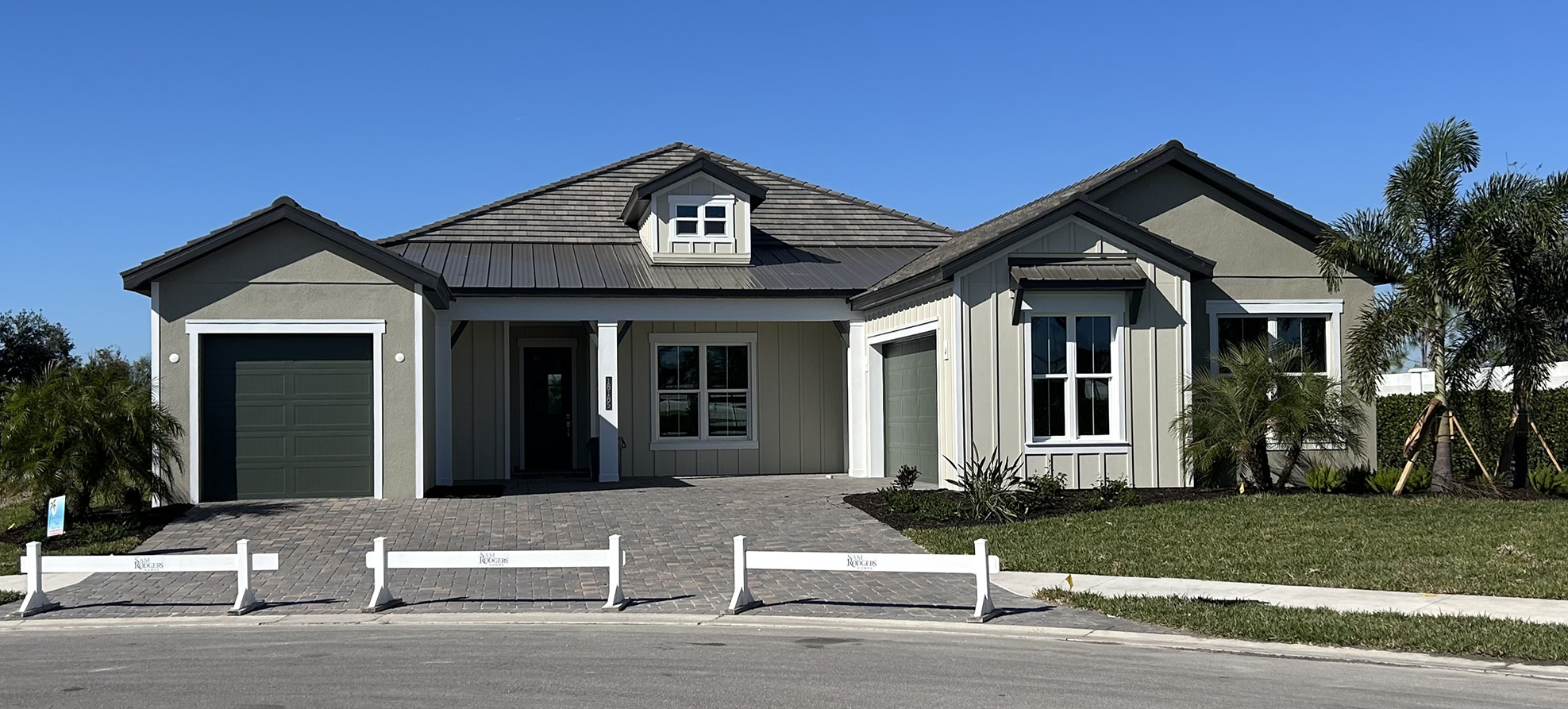 Destin Florida Farmhouse Elevation